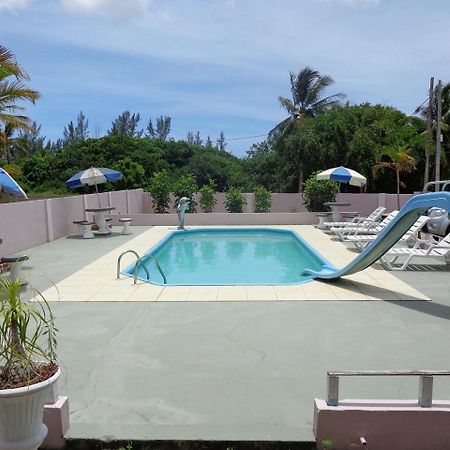 Residencial Bahia Sol Hotell Nova Viçosa Eksteriør bilde